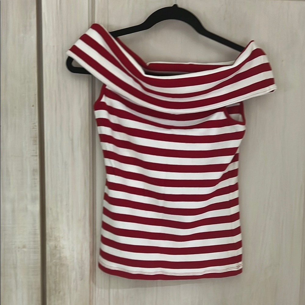 Banana Republic off the shoulder Red and White Fitted Blouse